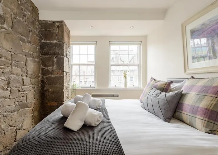 The Lady Stair\'S Apartment - Royal Mile